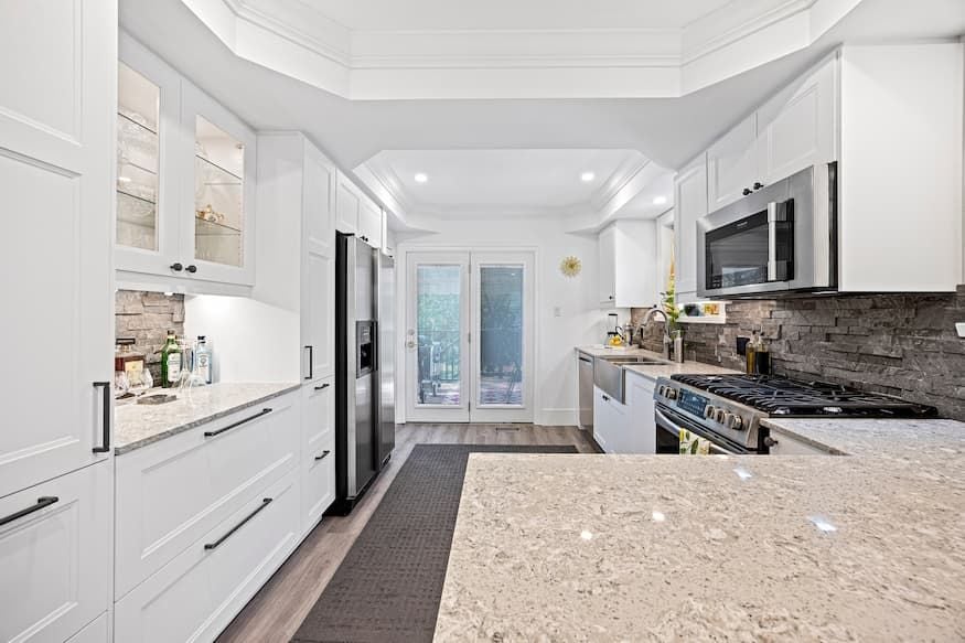 Jacqueline - Charcoal Rock Panel 1 DIY Projects Image -613764bdacedf